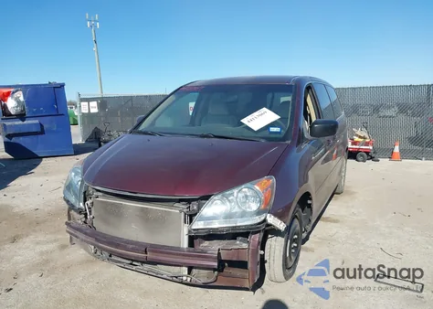 2010 Honda Odyssey Lx z USA, uszkodzony, nr VIN 5FNRL3H21AB097332